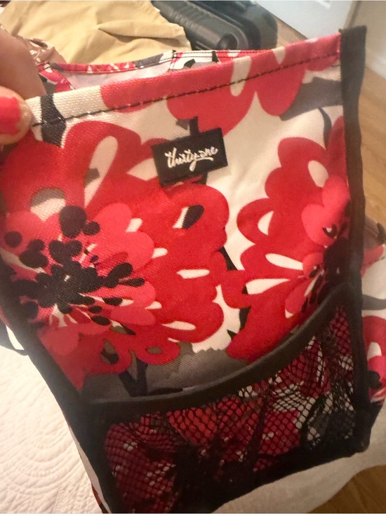 thirty-one Handbags - thirty-one Red and White Floral Tote with Black Trim